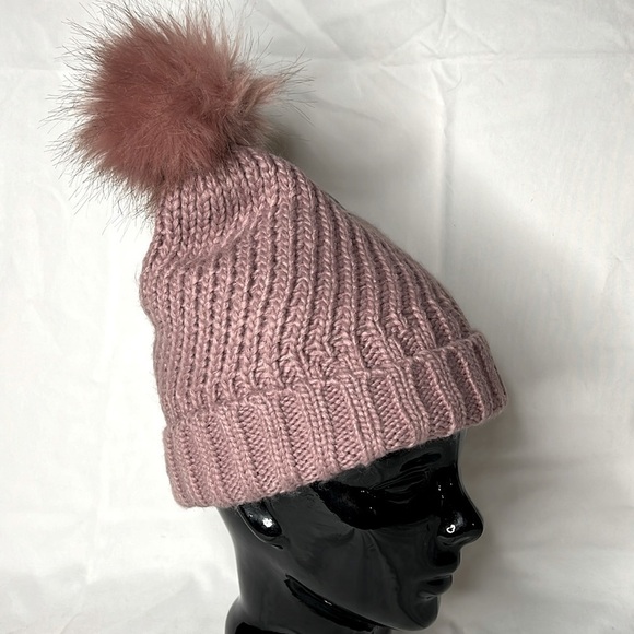 Apana Accessories - Apana Women’s Dusty Mauve Dusty Rose Cable Knit Pom Beanie Ivory Fleece Interior